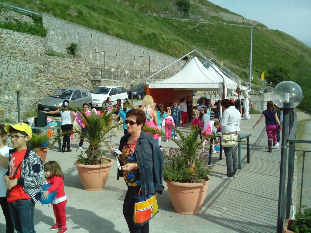 Agriturismo La Palombara Paola Zewnętrze zdjęcie